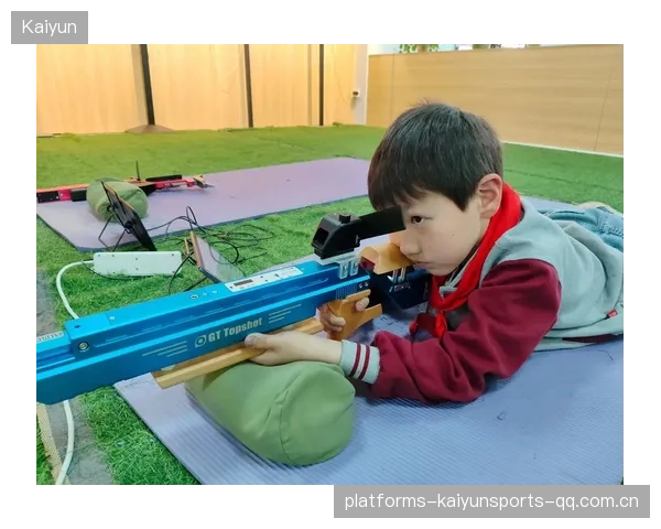 穿越时空的射击少年：家中百发百中，专家力推新研路